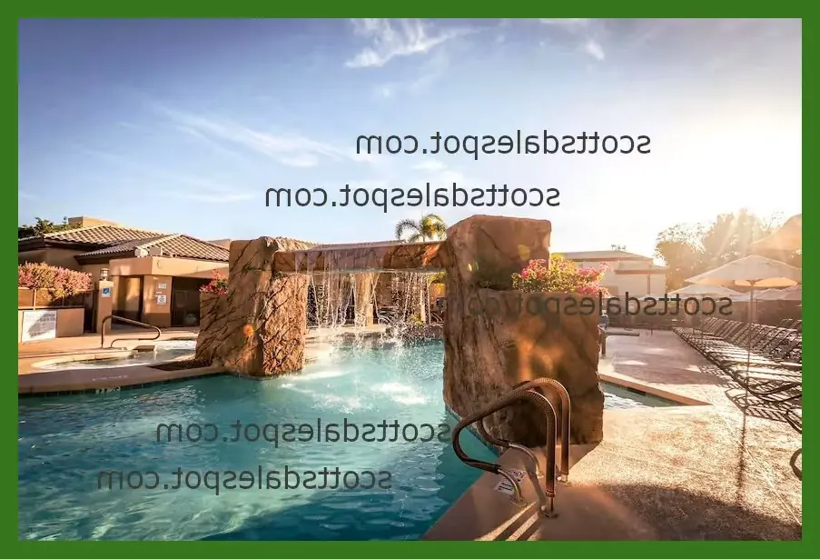 Hilton Scottsdale Resort lagoon pool with swim-up bar