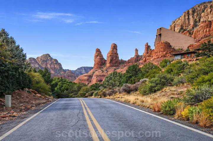 Scottsdale to Sedona scenic drive route map via Jerome Arizona view
