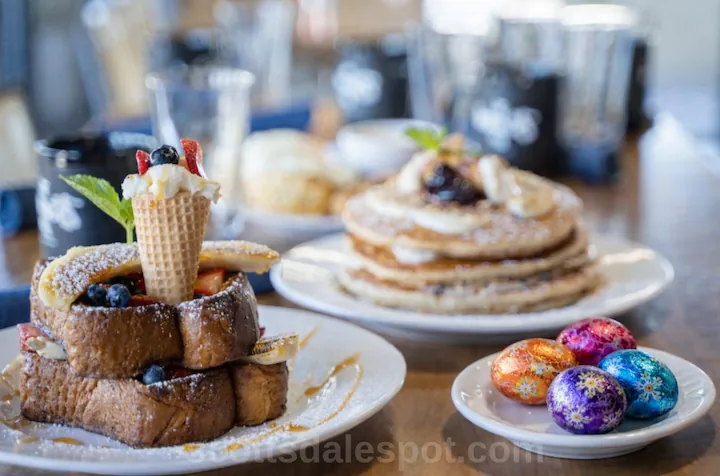 Hash Kitchen Scottsdale DJ brunch with Bloody Mary bar and families enjoying breakfast