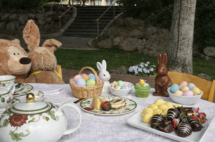 The Phoenician resort Easter brunch buffet with Camelback Mountain views