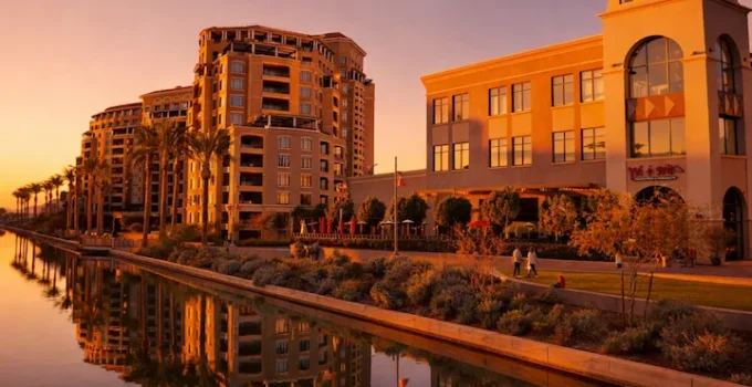 Scottsdale Waterfront: Best Restaurants & Things to Do 2026