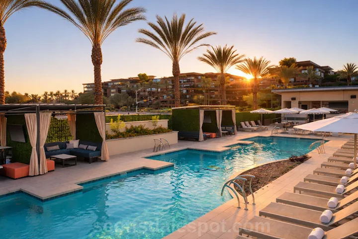 Hotels near Fashion Square Scottsdale Caesars Republic rooftop pool