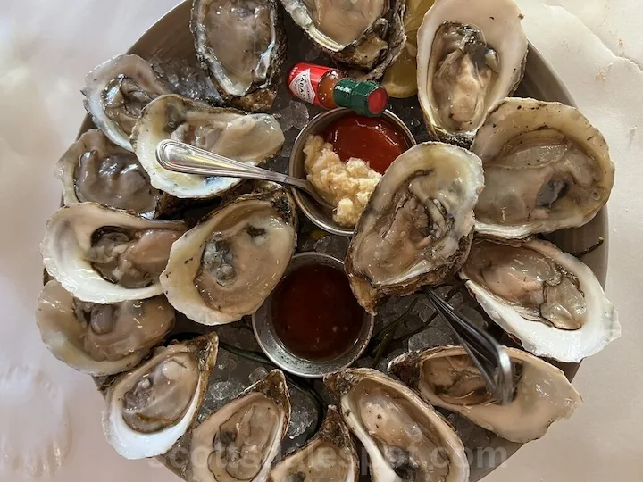 Canal Convergenze AZ Zinc Bistro Oysters restaurant patio Scottsdale Waterfront